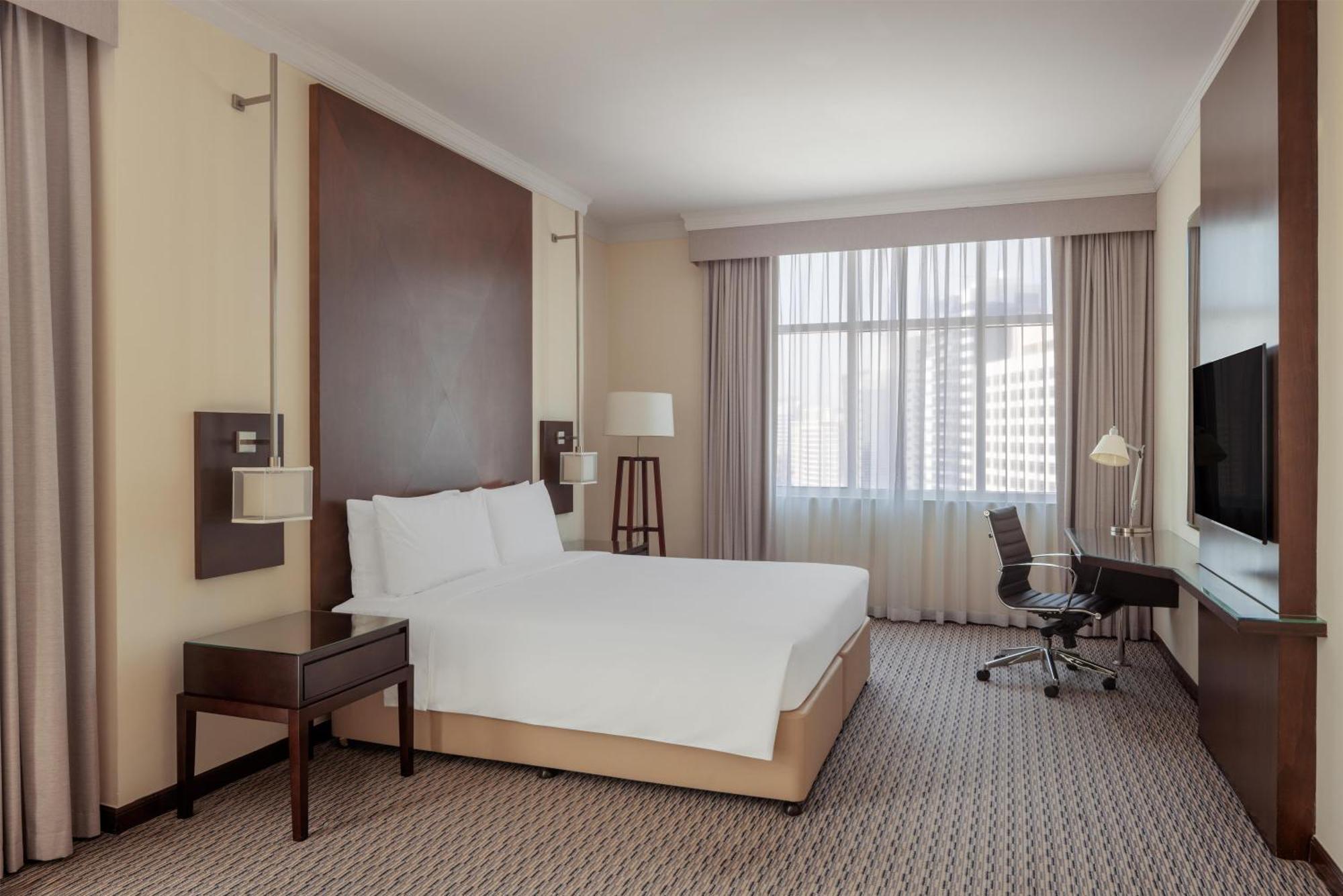 Executive Room Lounge Access
